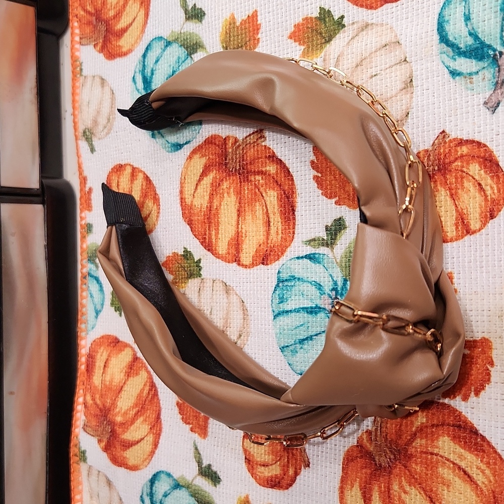 Caramel colored top knot headband